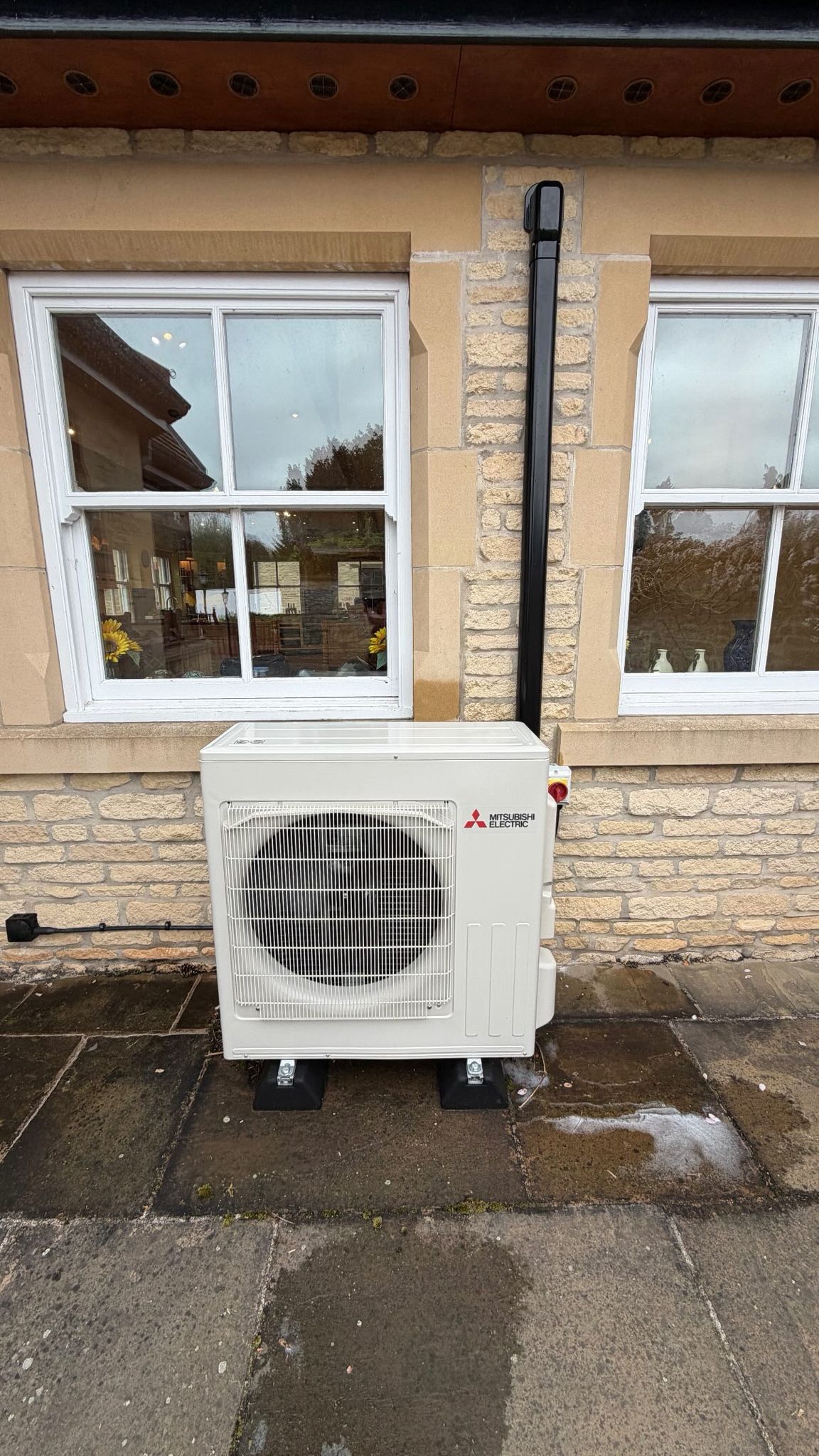 Air conditioning installation project