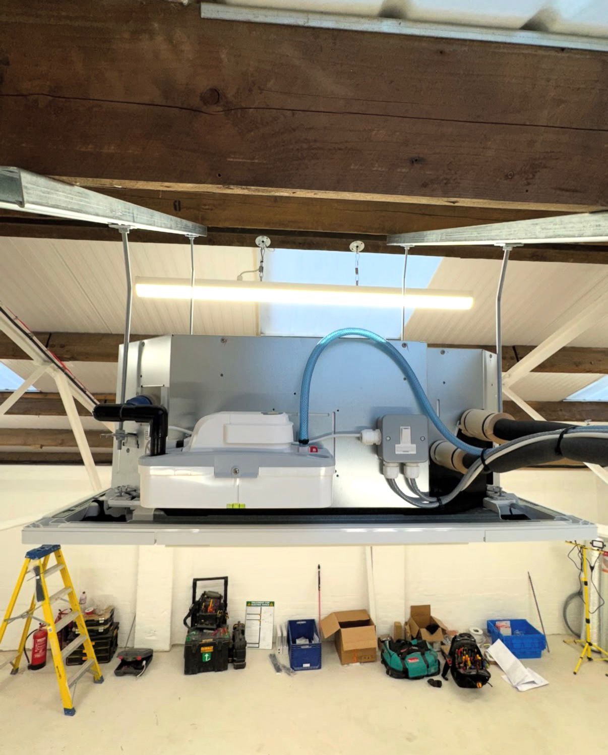 Air conditioning installation project